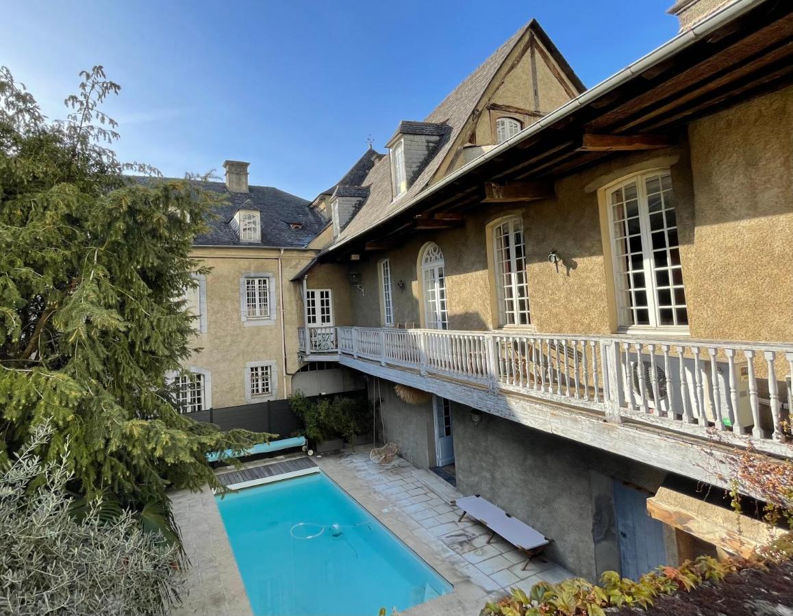 La Maison Aux Murs Anciens Et Ses Chambres Tarbes Dış mekan fotoğraf